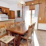 Διαμέρισμα With A Parking Space Vinisce, Trogir - 5978 *