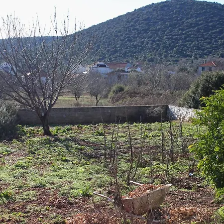 With A Parking Space Vinisce, Trogir - 5978 Διαμέρισμα *
